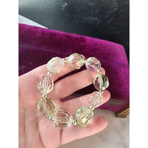 Vintage Green And Clear Beaded Stretchy Plastic Bracelet - Picture 3 of 10